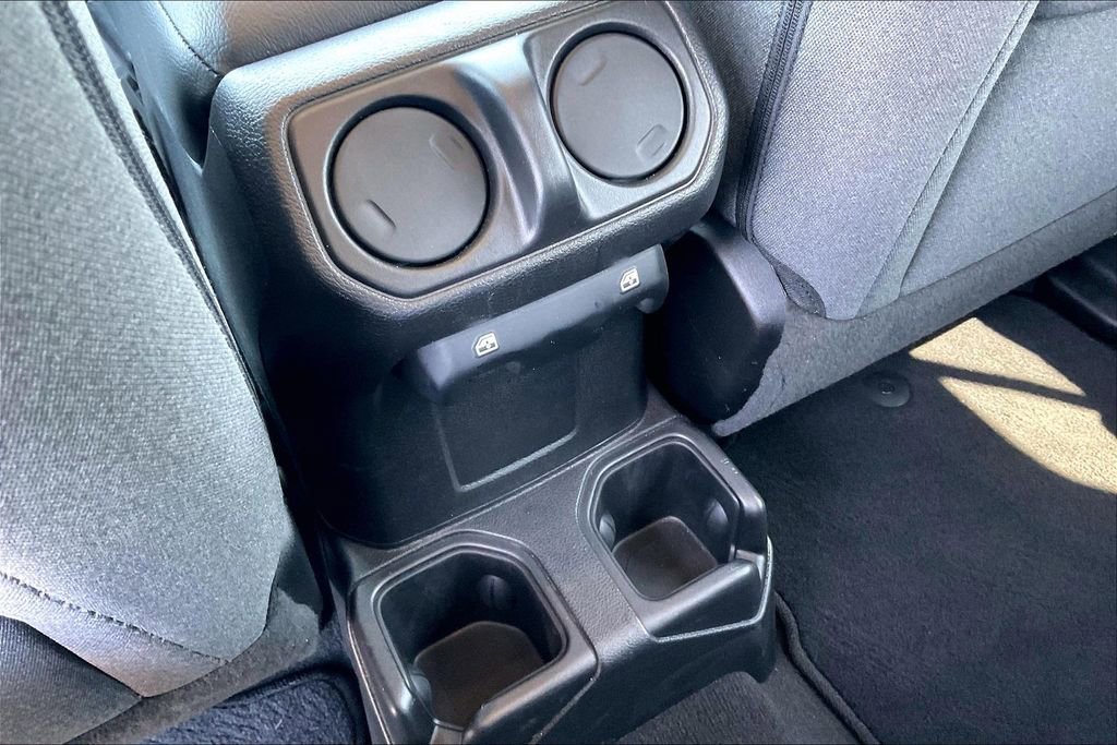 Used 2025 Jeep Wrangler Unlimited Sport AWD/4WD image 10