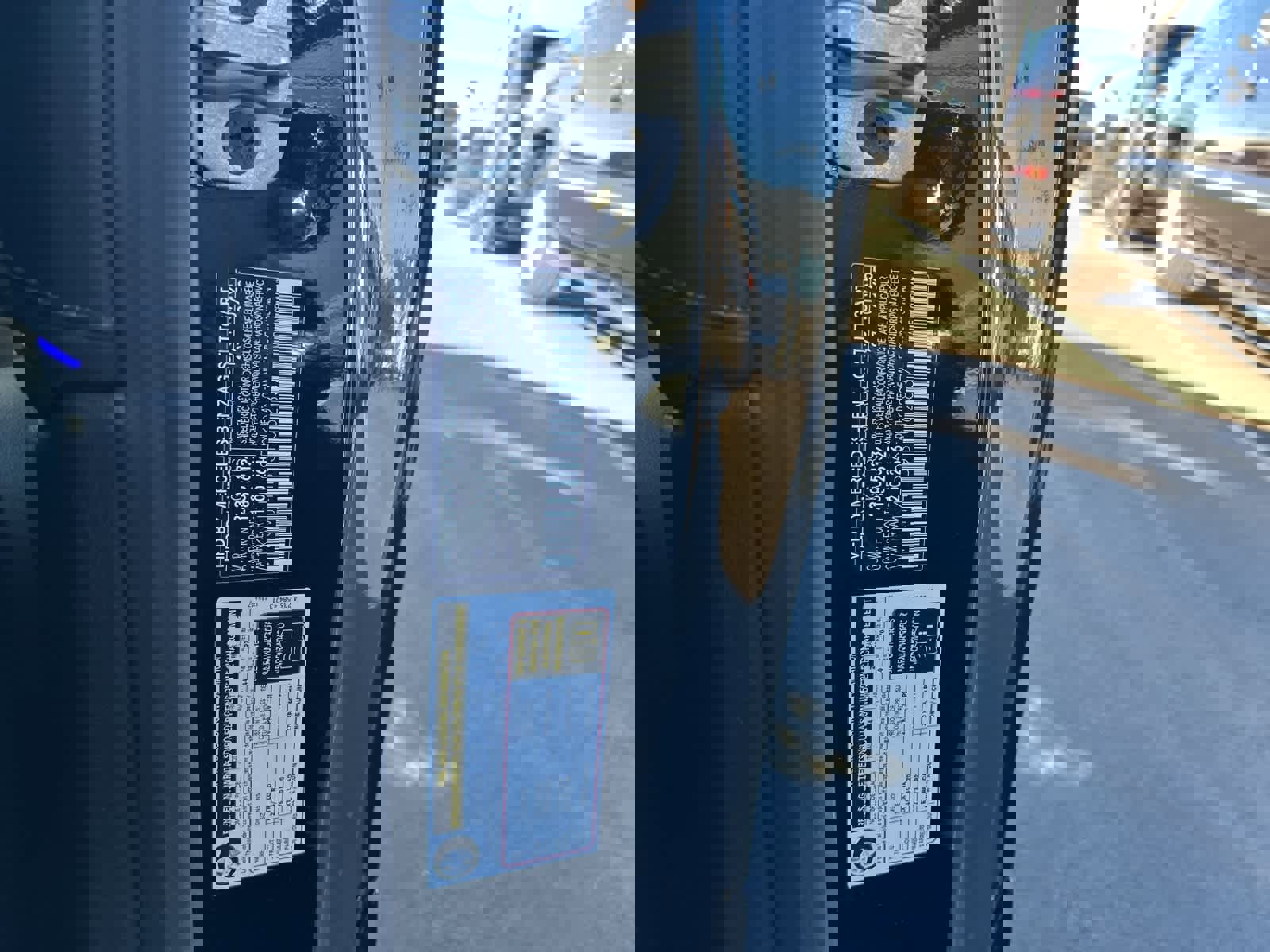 Used 2025 Mercedes-Benz CLE 300 4MATIC Coupe image 41