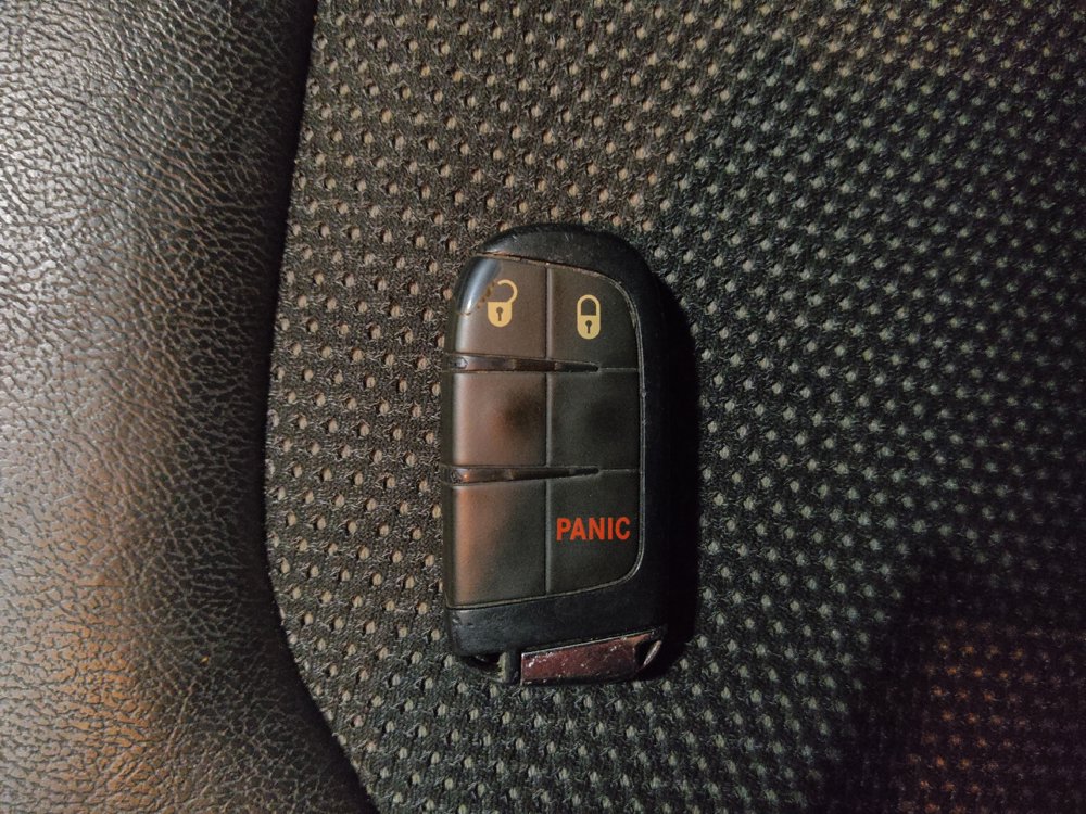 Used 2020 Jeep Compass Trailhawk AWD/4WD image 32
