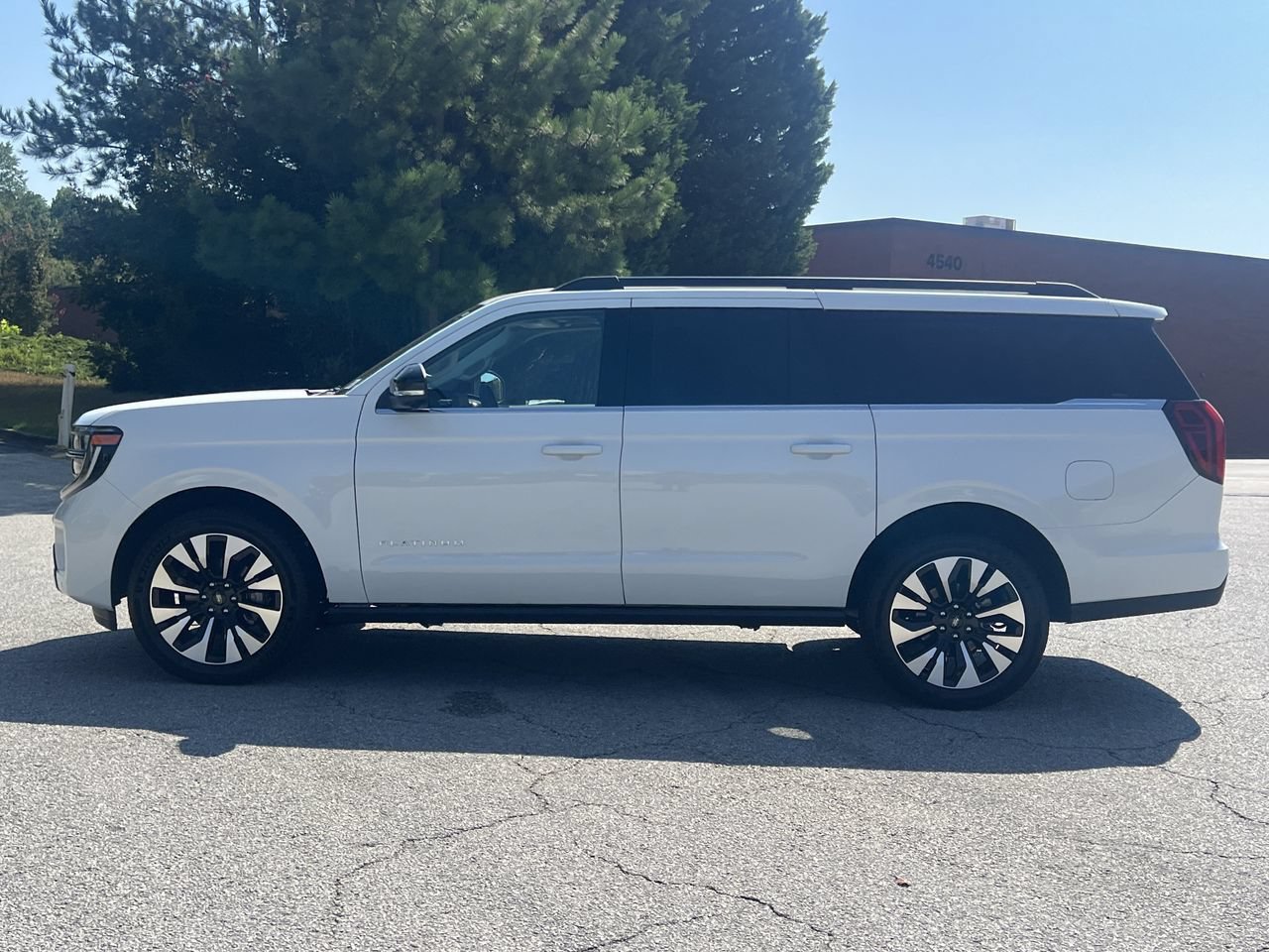 New 2027 Ford Expedition Max Platinum w/ Driver's Package AWD/4WD image 21