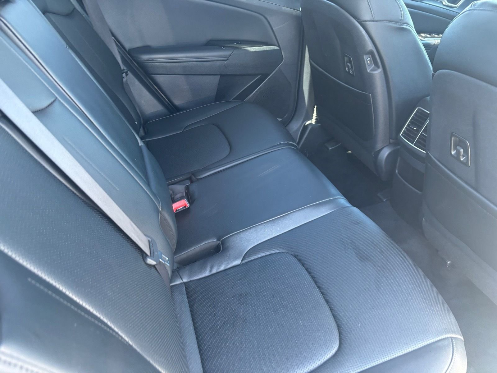 Used 2023 Kia Sportage EX image 16