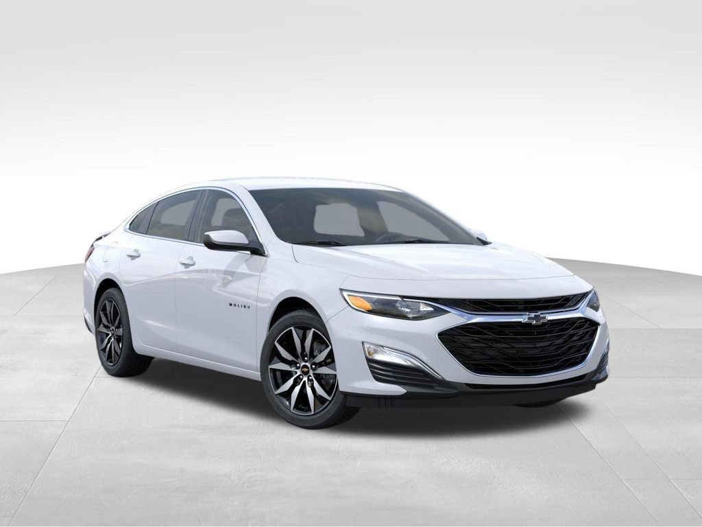 New 2025 Chevrolet Malibu RS FWD image 7