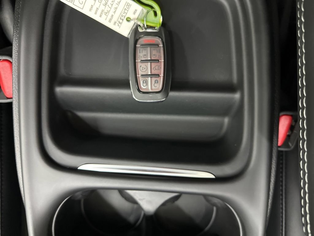 New 2027 Chrysler Pacifica Select FWD image 31
