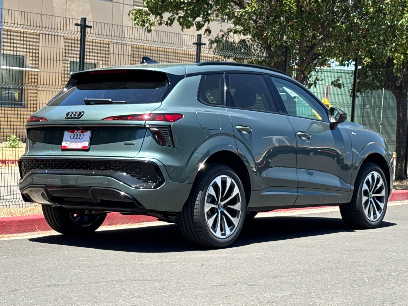 New 2026 Audi Q3 quattro 2.0T AWD/4WD image 6