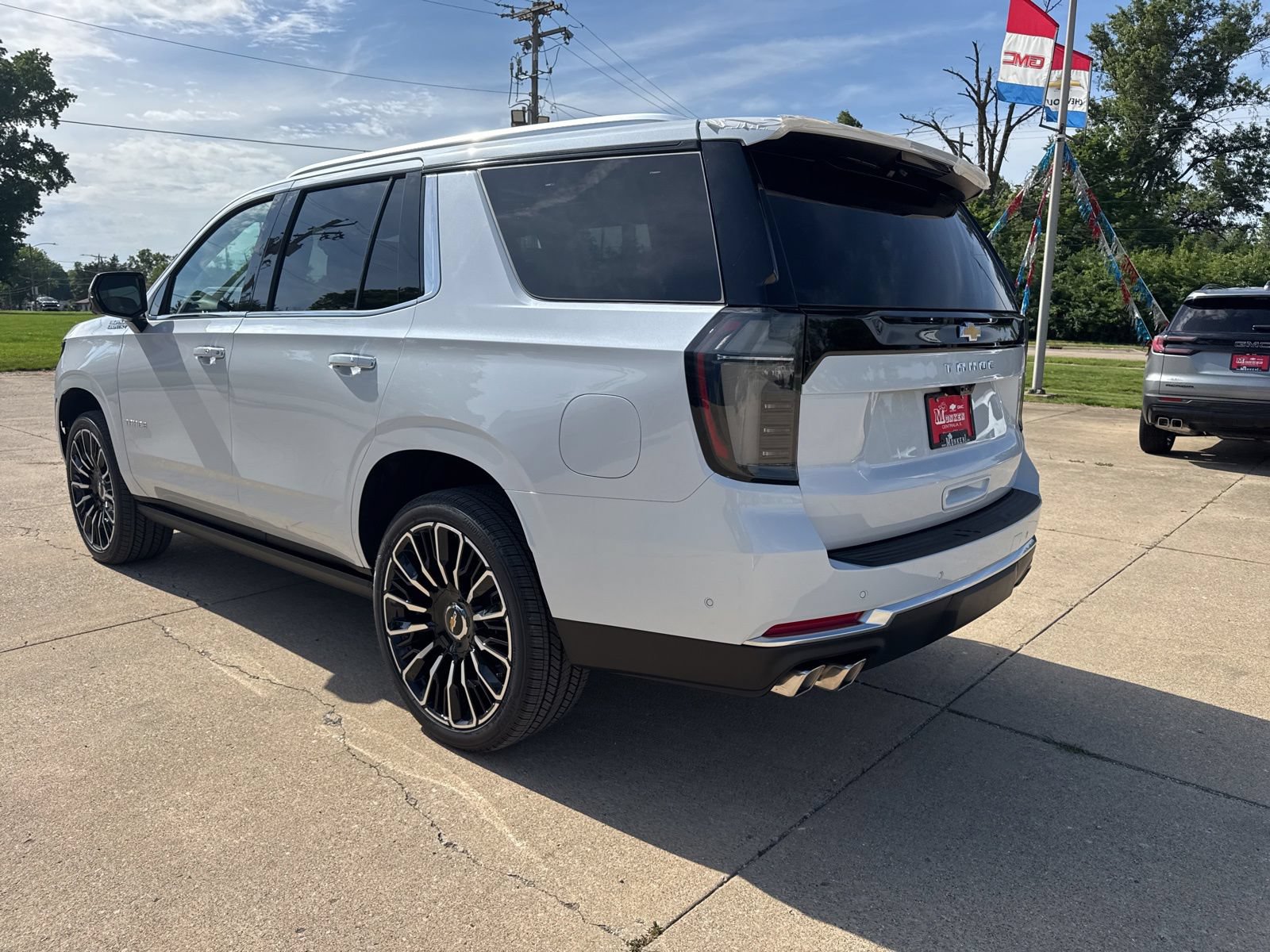 New 2026 Chevrolet Tahoe High Country AWD/4WD image 5