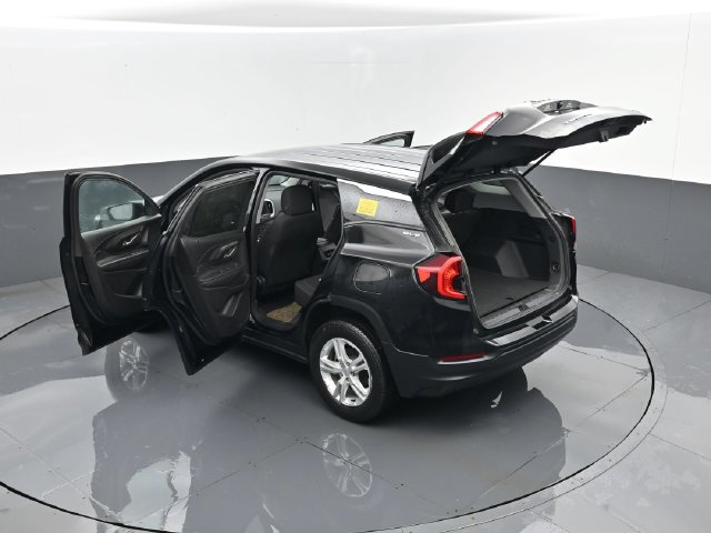 Used 2023 GMC Terrain SLE AWD/4WD image 25