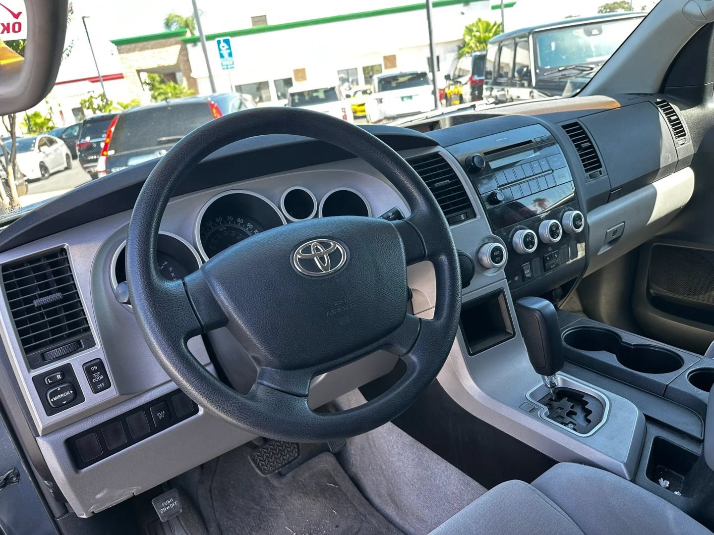 Used 2008 Toyota Sequoia SR5 RWD image 10