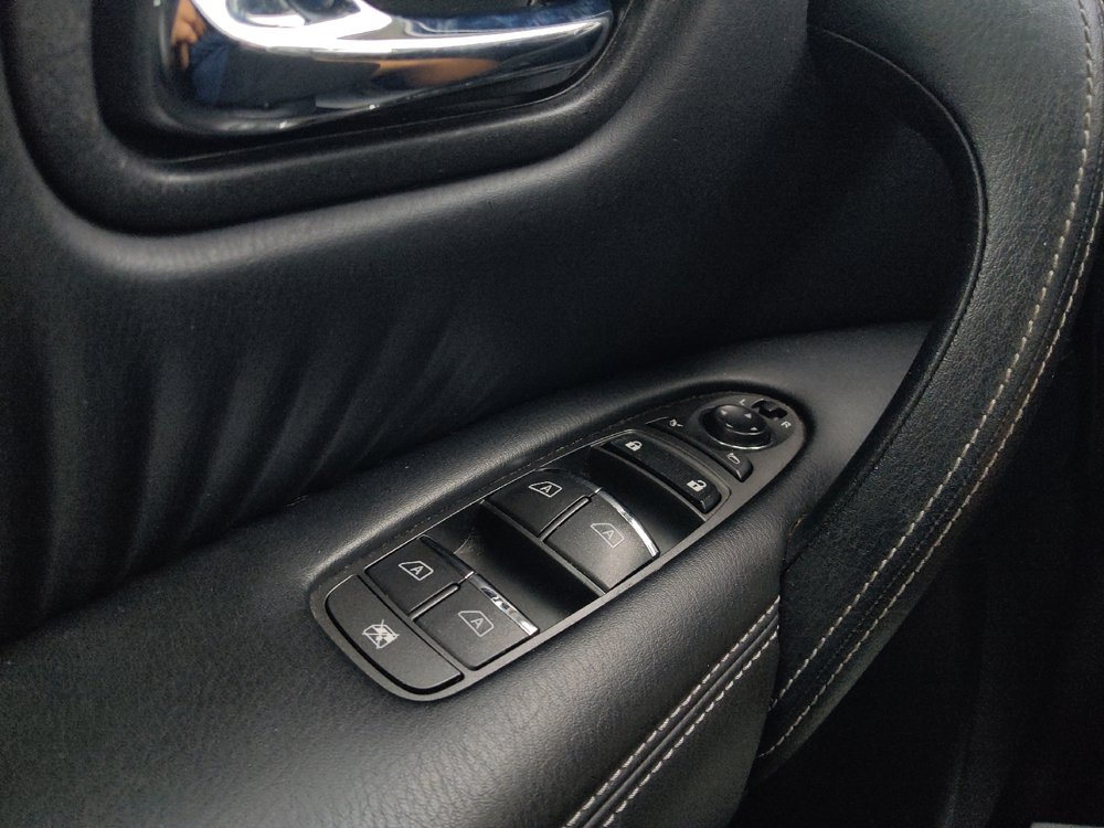 Used 2020 Nissan Armada SL RWD image 27
