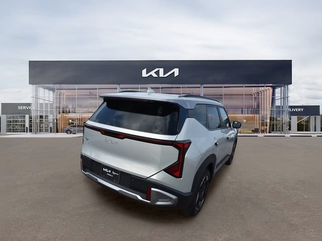 New 2027 Kia Seltos EX w/ EX Panoramic Sunroof Package FWD image 4