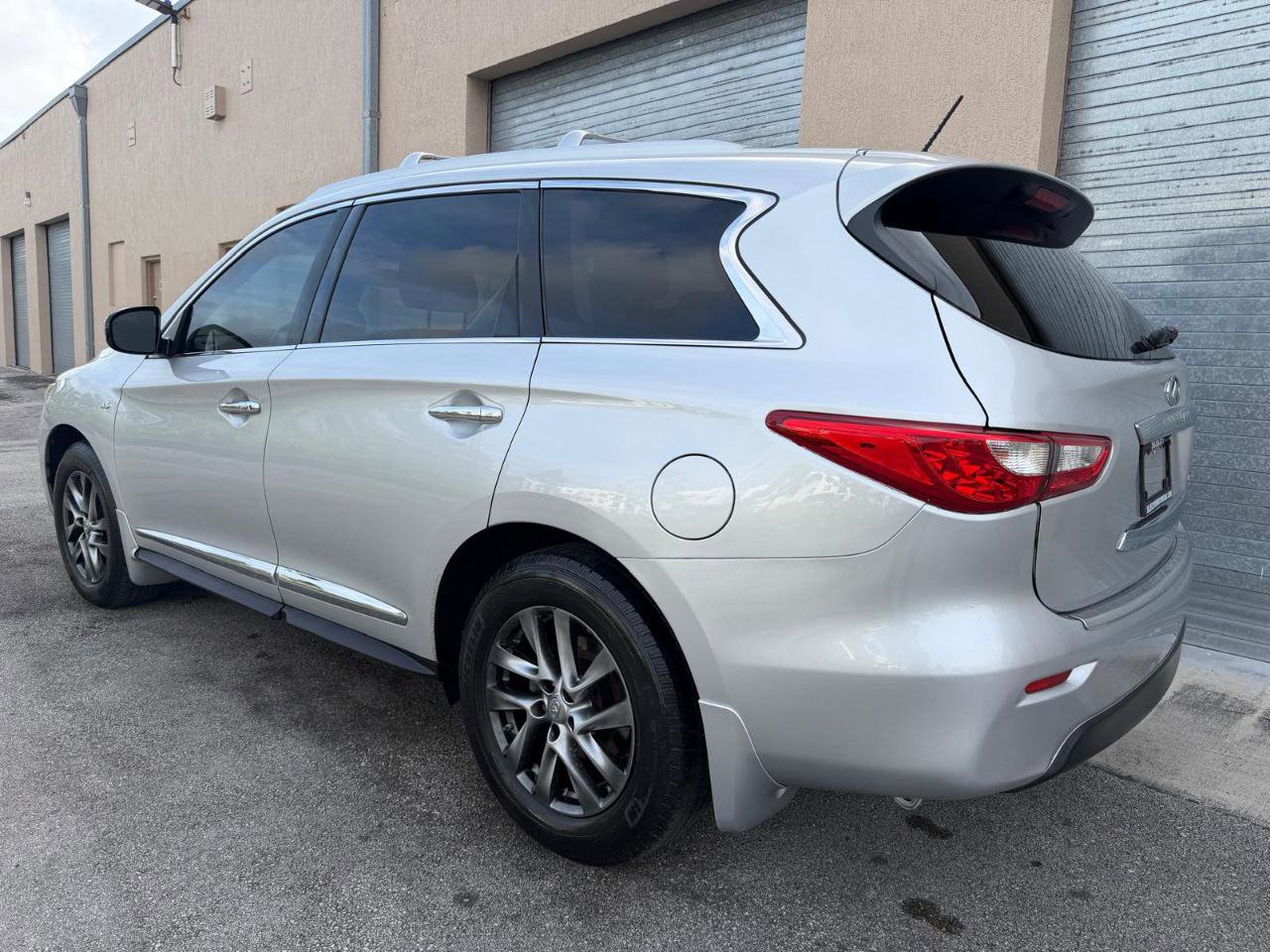 Used 2014 INFINITI QX60 FWD w/ Cargo Package image 13