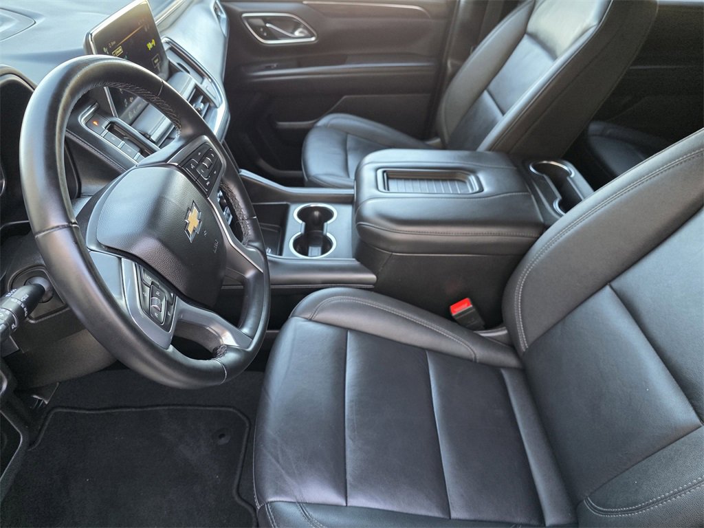 Used 2024 Chevrolet Suburban LT image 10