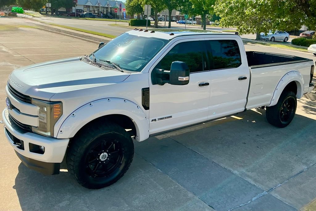 Used 2018 Ford F350 King Ranch w/ King Ranch Ultimate Package AWD/4WD image 4