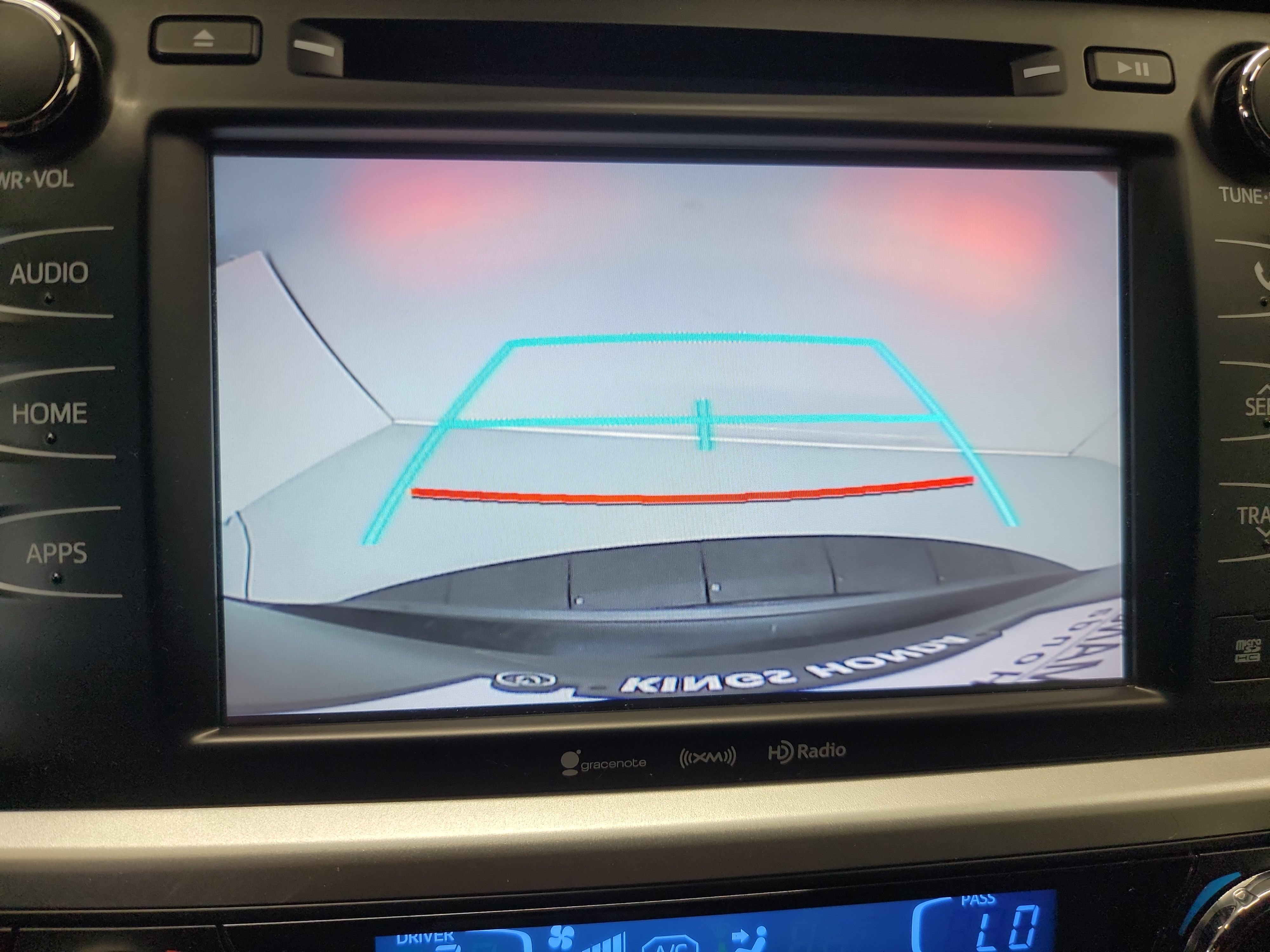 Used 2019 Toyota Highlander XLE w/ Carpet Mat Package (TMS) AWD/4WD image 23