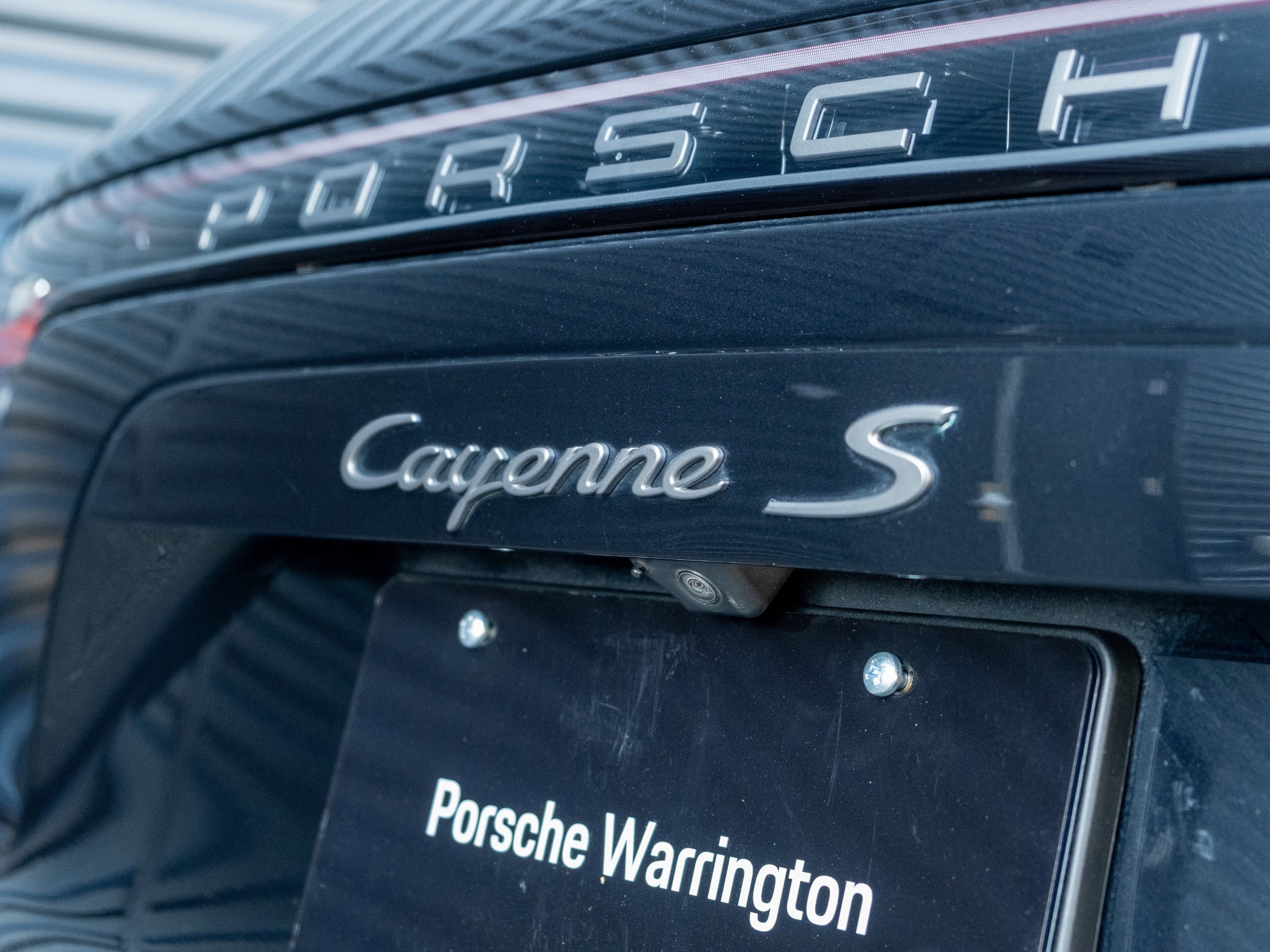 Certified 2022 Porsche Cayenne S Platinum image 45