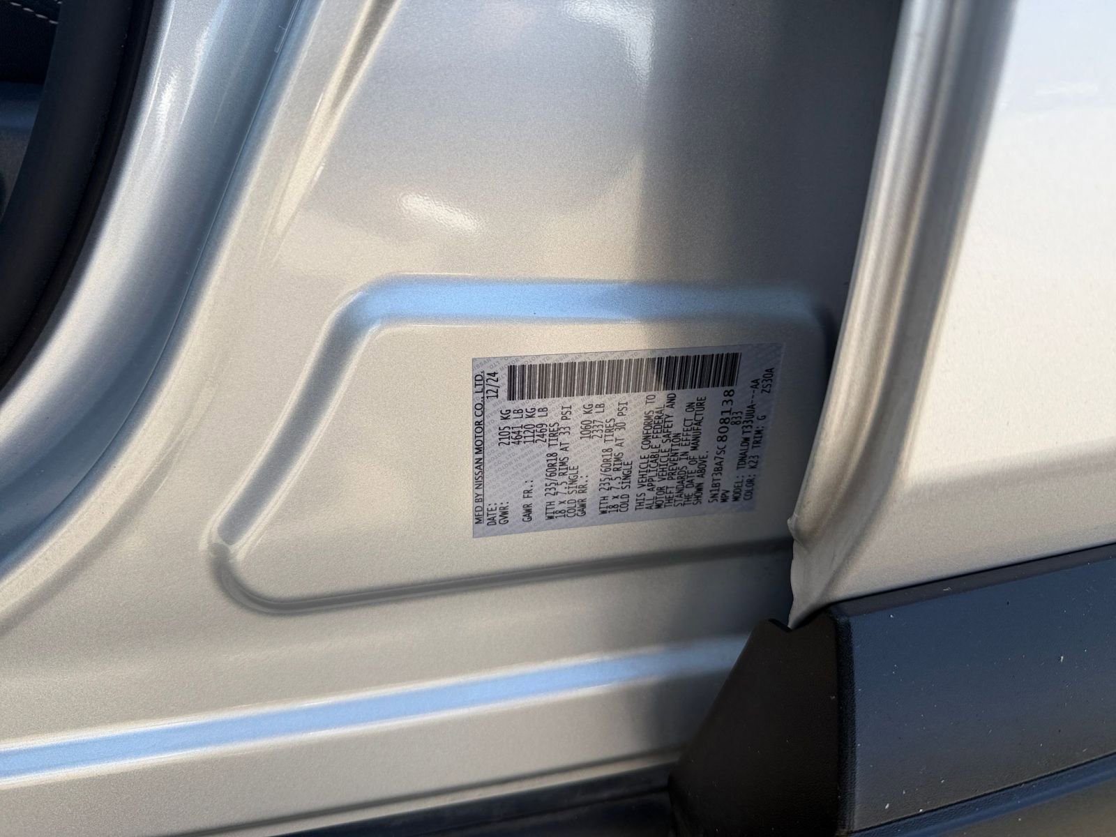 Used 2025 Nissan Rogue SV FWD image 30