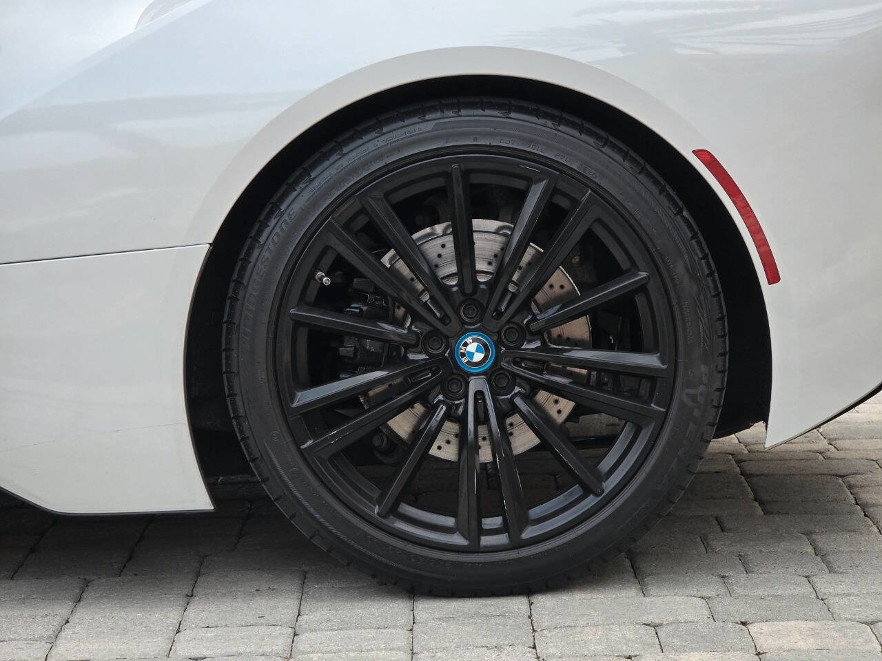 Used 2019 BMW i8 Coupe image 50