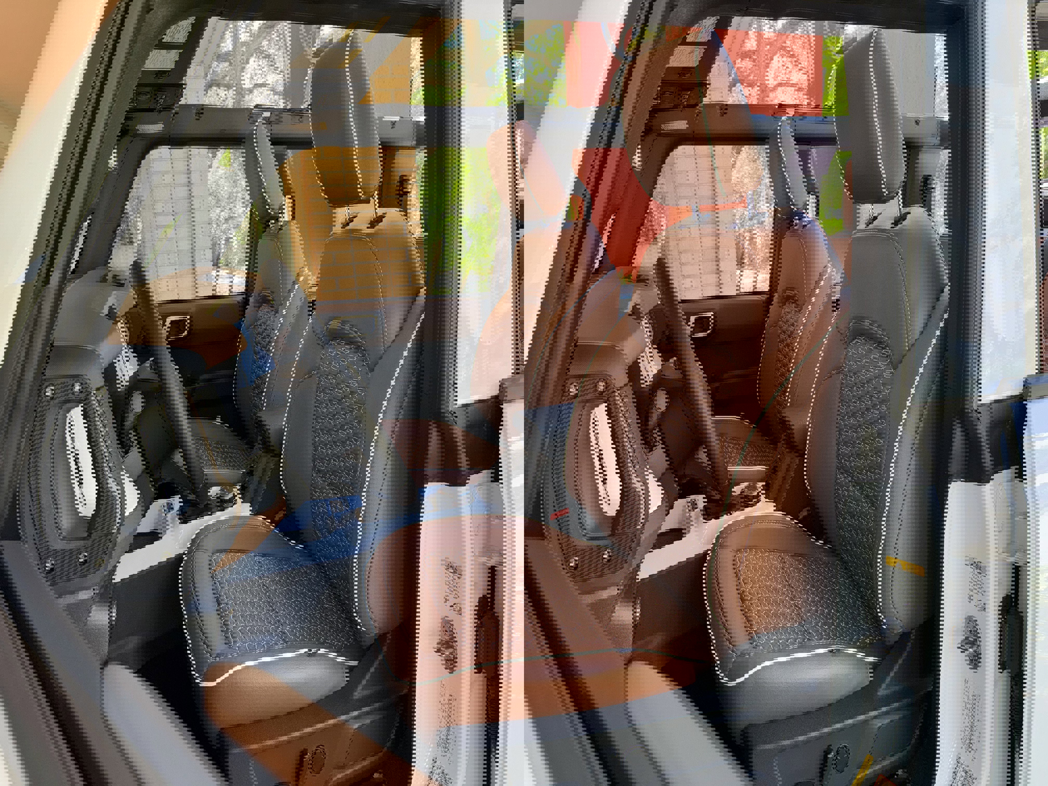 Used 2024 Ford Bronco Outer Banks image 19