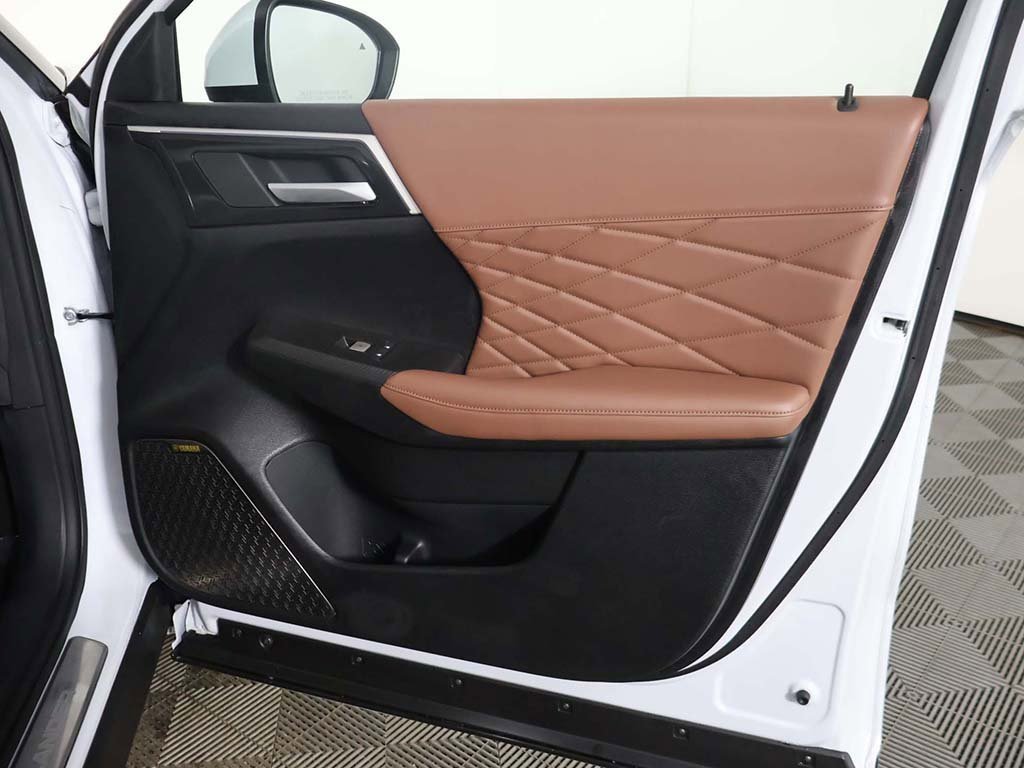 New 2026 Mitsubishi Outlander SEL image 31