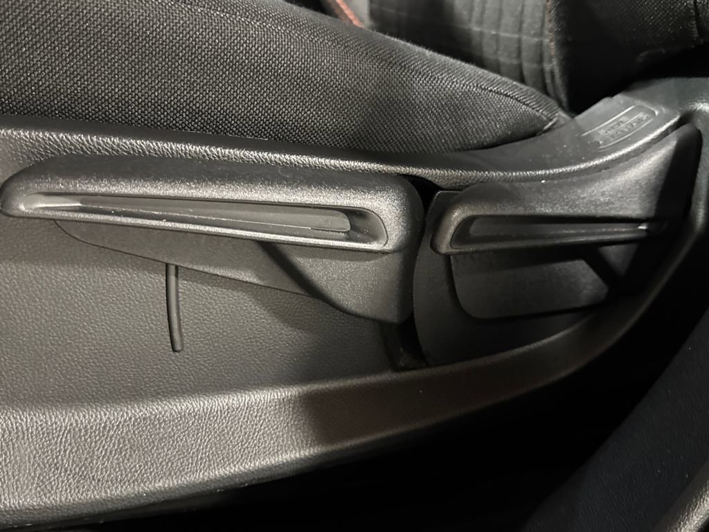 Used 2023 Honda HR-V Sport image 23