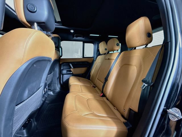 Certified 2024 Land Rover Defender 110 V8 AWD/4WD image 24