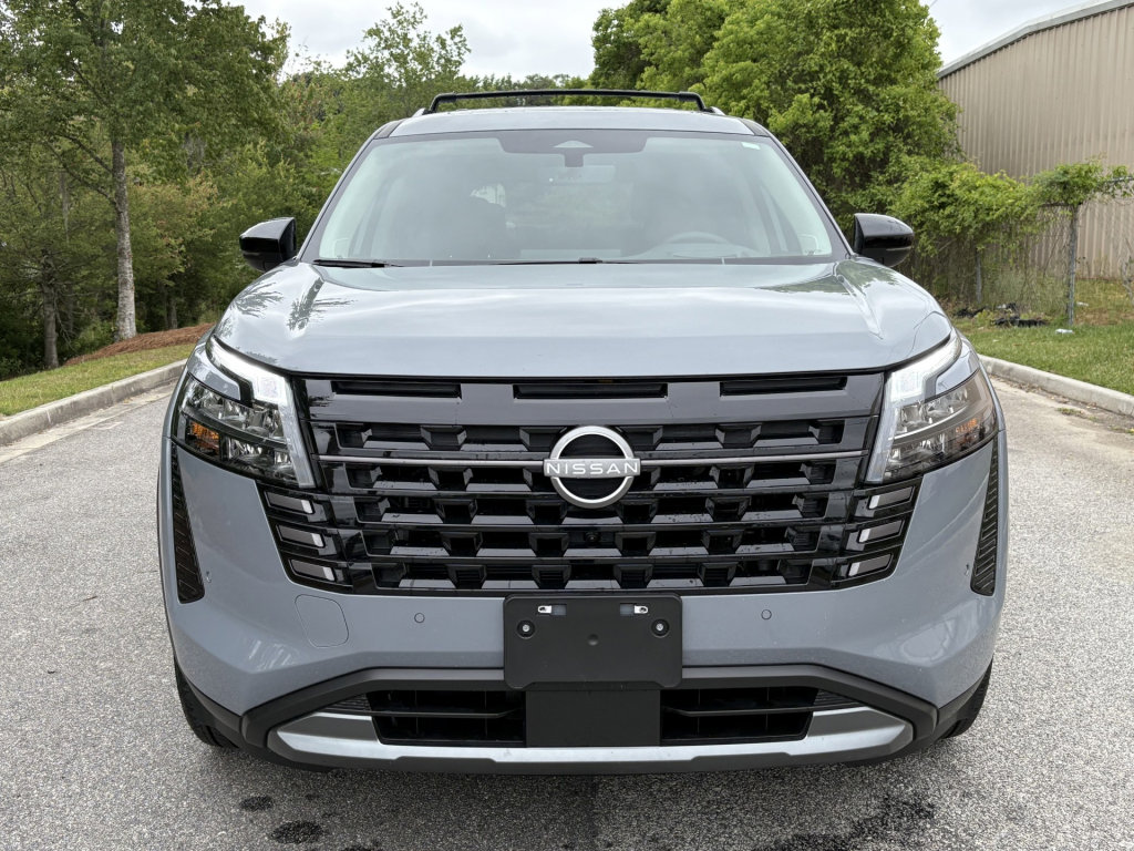 Certified 2026 Nissan Pathfinder Platinum FWD video 2