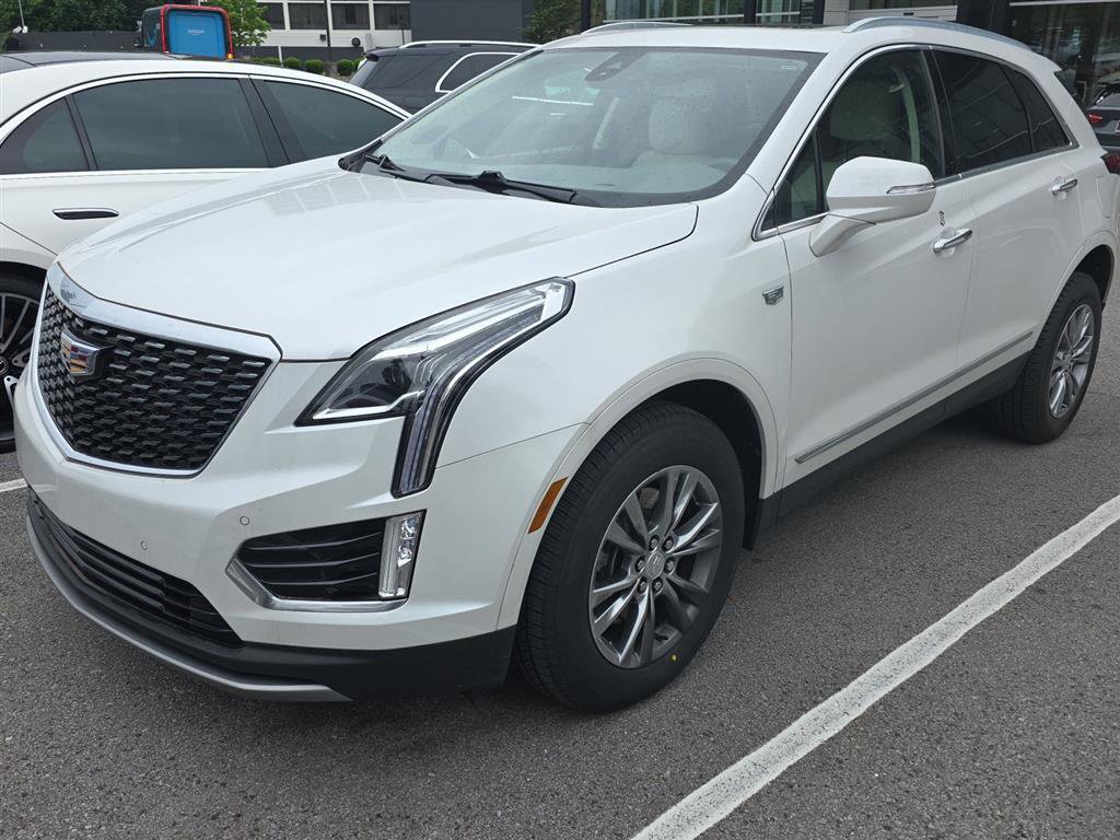 Used 2021 Cadillac XT5 Premium Luxury FWD image 2