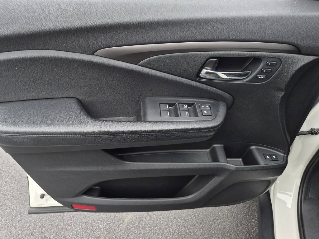 Used 2019 Honda Passport EX-L image 10
