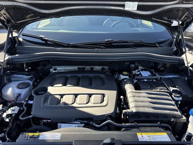 New 2026 Volkswagen Tiguan SE R-Line image 23