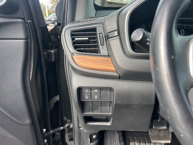 Used 2018 Honda CR-V Touring image 24