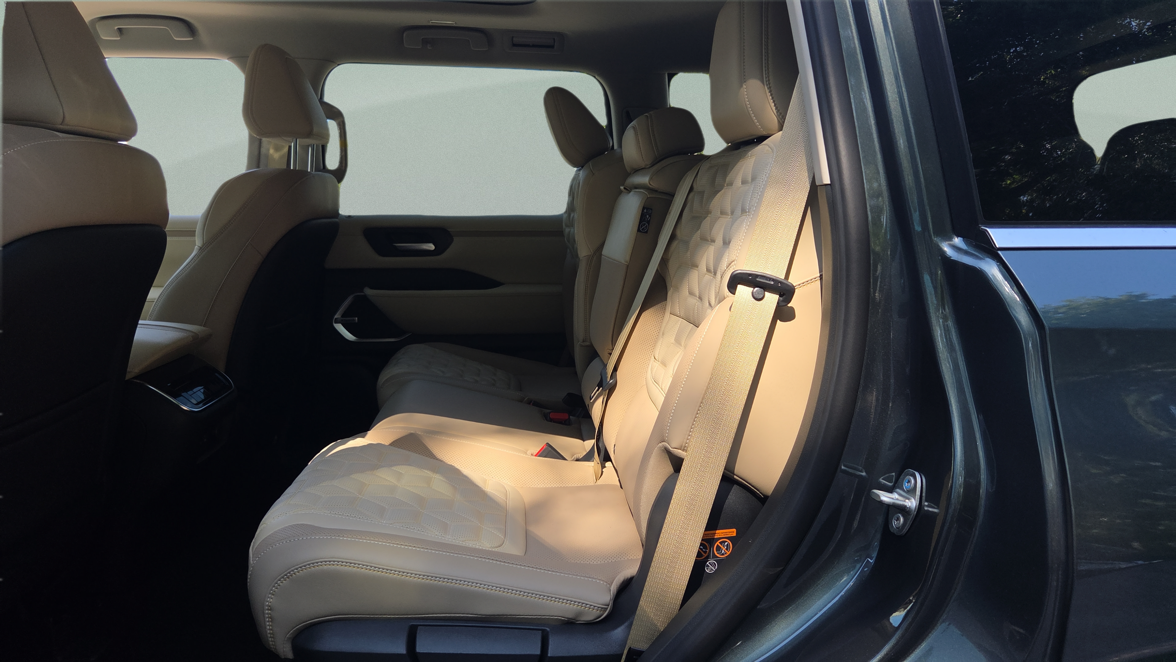New 2026 Nissan Armada Platinum AWD/4WD image 11