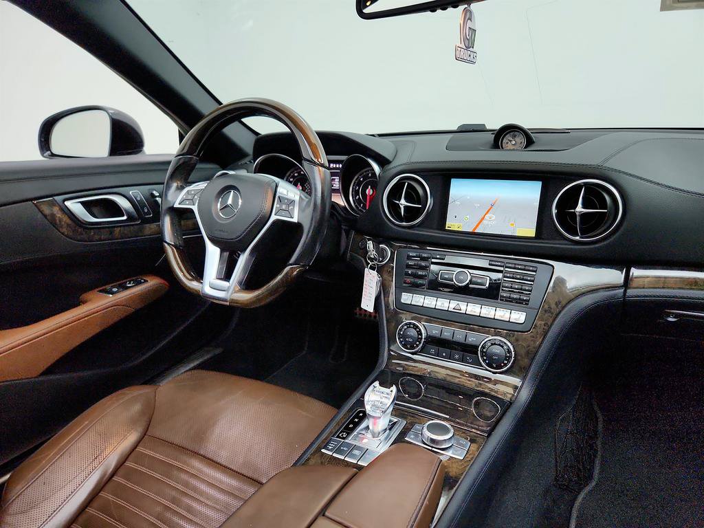 Used 2013 Mercedes-Benz SL 550 image 22