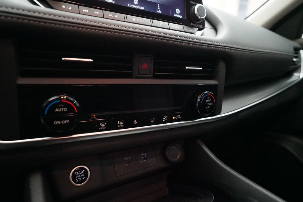 Certified 2023 Nissan Rogue SV image 20