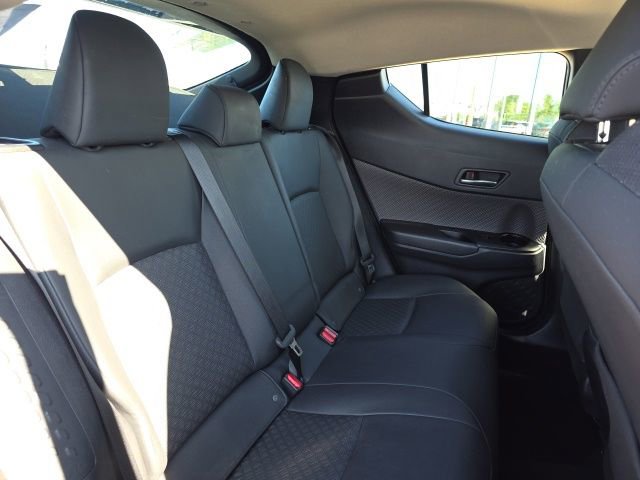 Used 2021 Toyota C-HR Limited FWD image 8