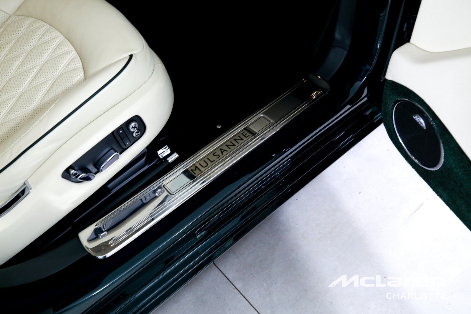 Used 2020 Bentley Mulsanne RWD image 33