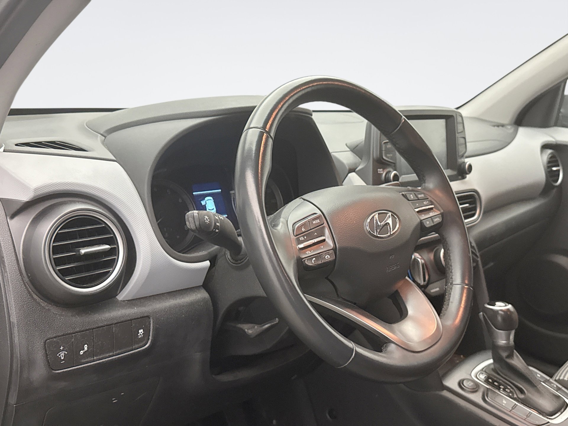 Used 2018 Hyundai Kona SEL FWD image 7