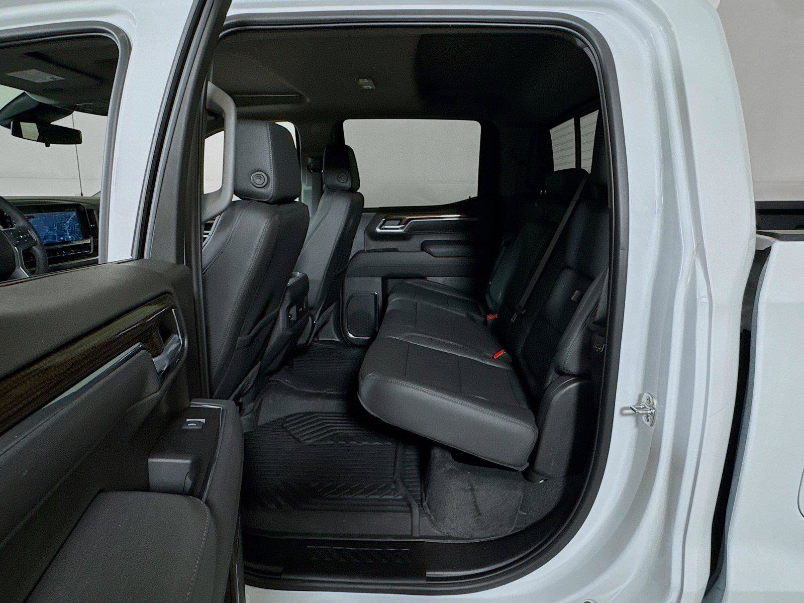 New 2026 Chevrolet Silverado 1500 LT Trail Boss w/ LT Trail Boss Premium Package AWD/4WD image 13