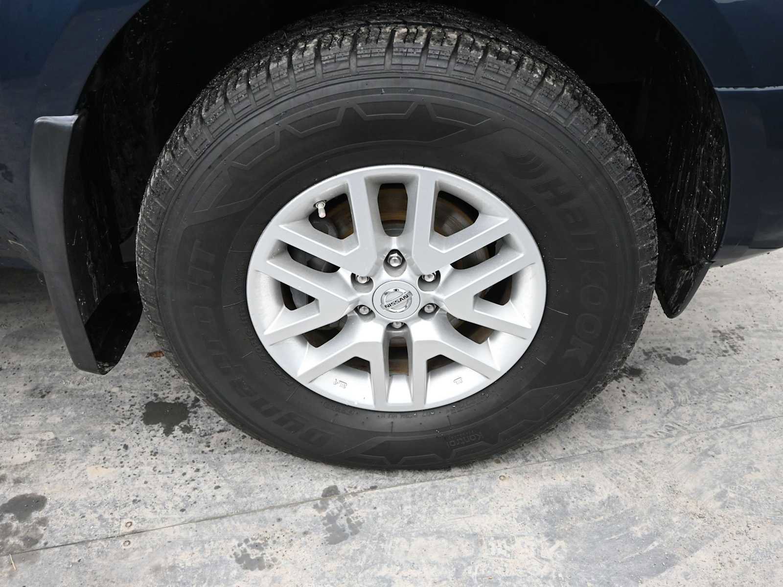 Used 2019 Nissan Frontier SV image 21