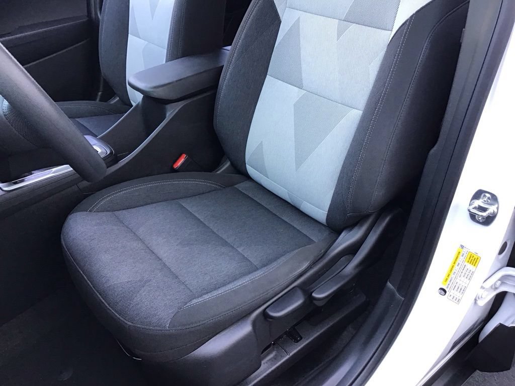 Used 2024 Chevrolet Trax LS w/ LS Convenience Package FWD image 8