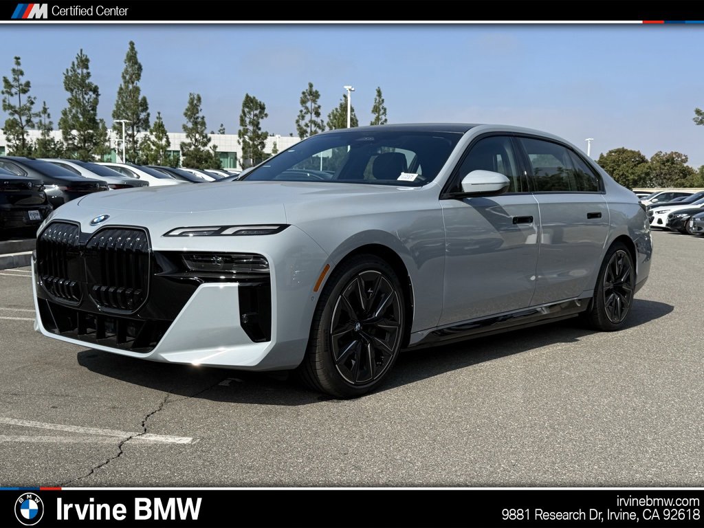 New 2026 BMW i7 eDrive50 w/ M Sport Package
