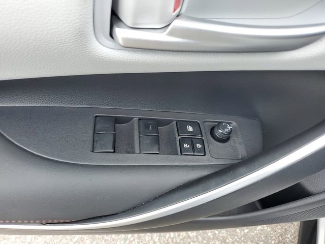 Used 2023 Toyota Corolla SE image 18