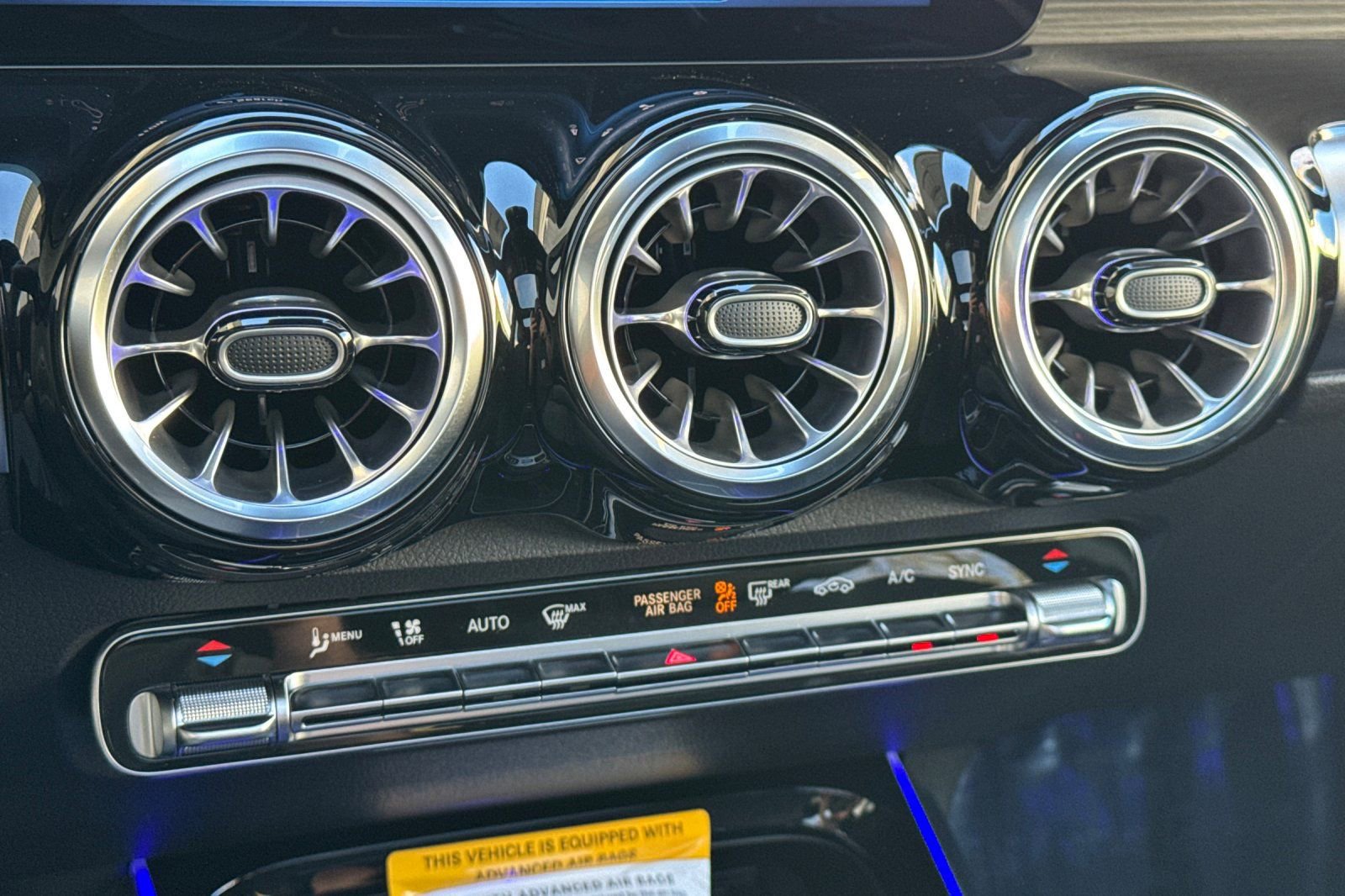 New 2026 Mercedes-Benz GLB 250 image 19