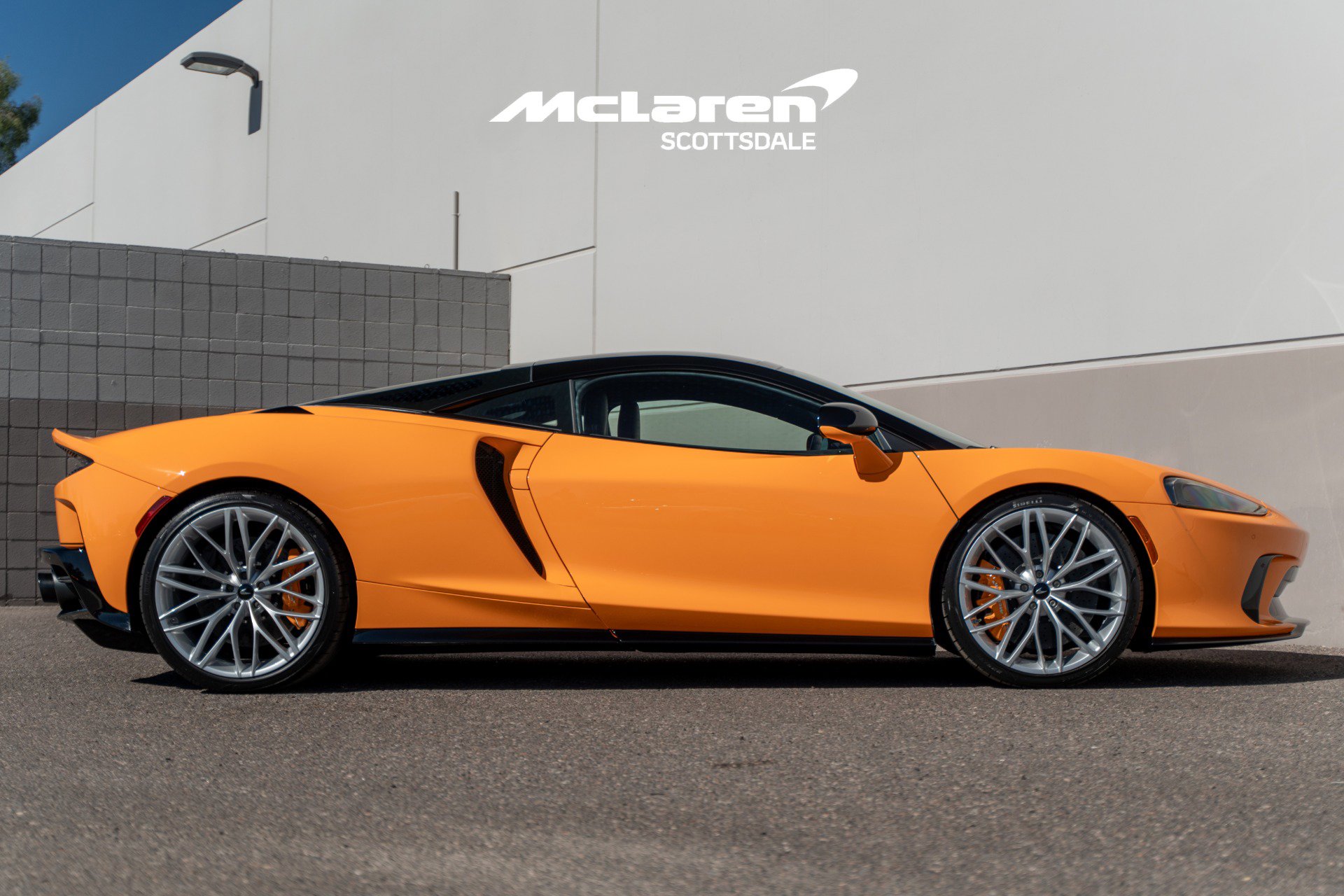 New 2026 McLaren GTS image 8