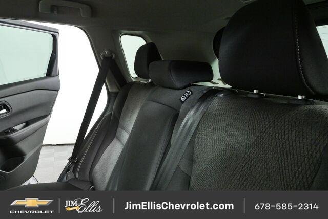 Used 2025 Nissan Rogue SV AWD/4WD image 19