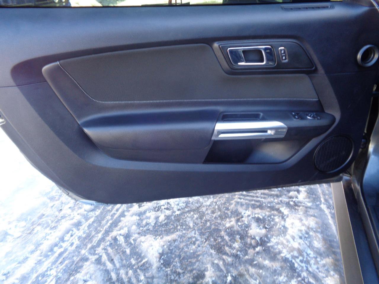 Used 2016 Ford Mustang GT image 23