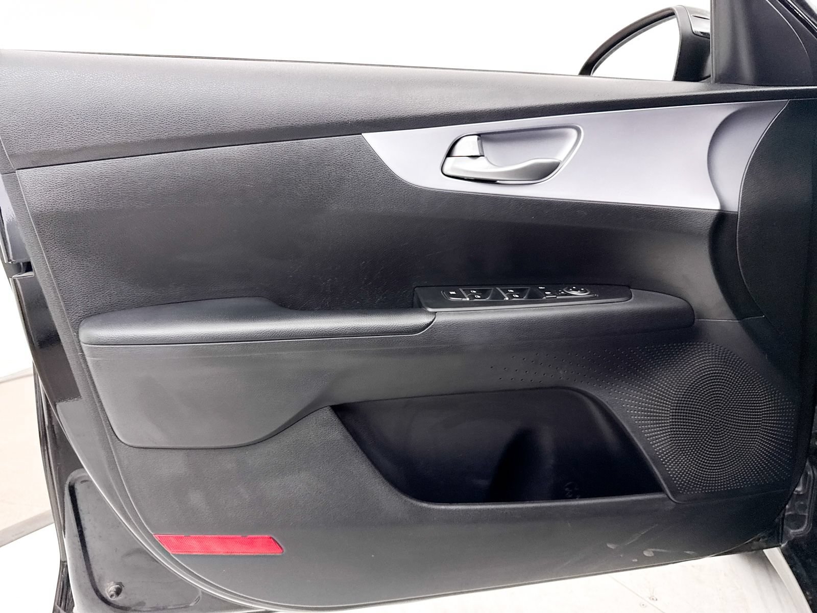 Certified 2022 Kia Forte Sedan FWD image 26