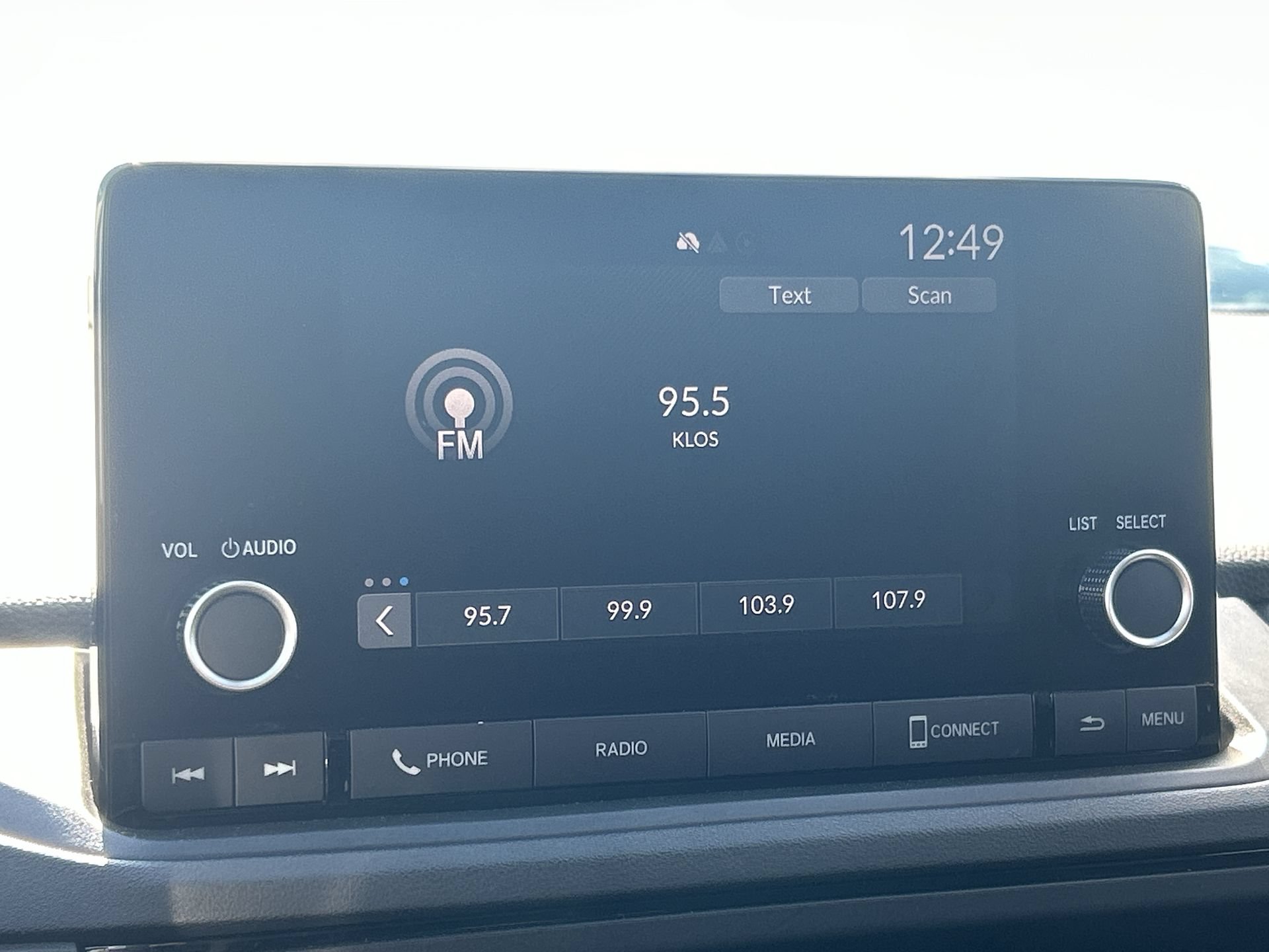 Certified 2023 Honda Accord EX image 12