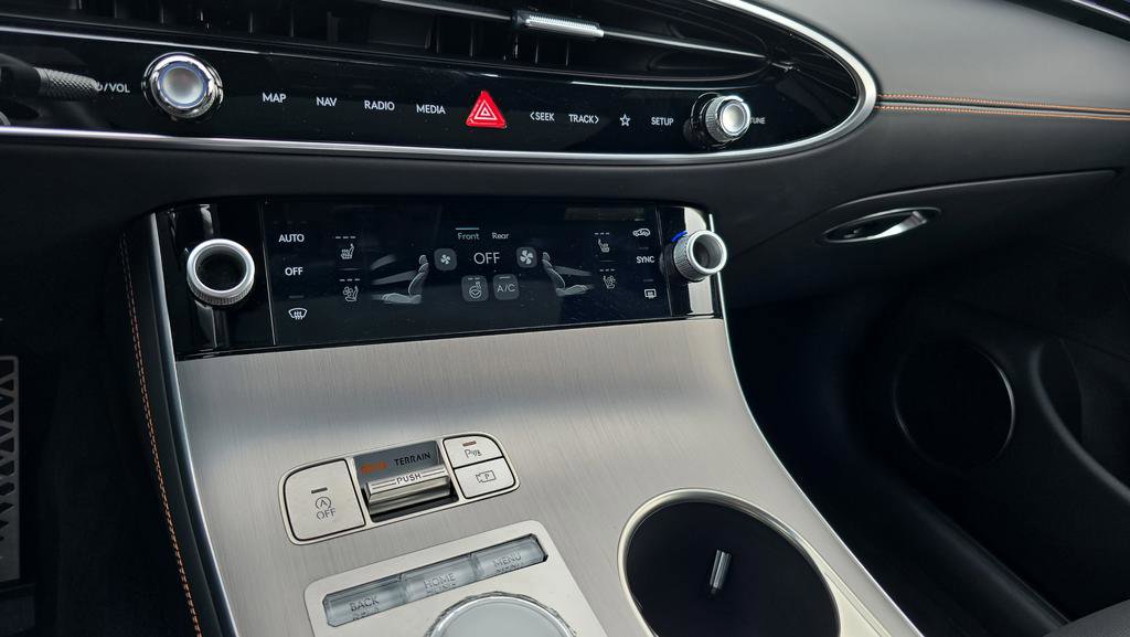 New 2026 Genesis GV70 3.5T Sport Advanced AWD/4WD image 16
