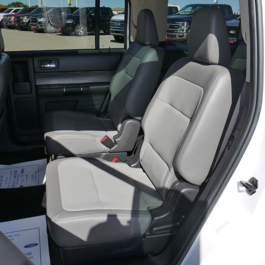 Used 2018 Ford Flex Limited w/ Equipment Group 303A AWD/4WD image 24