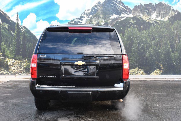 Used 2013 Chevrolet Suburban LTZ image 10