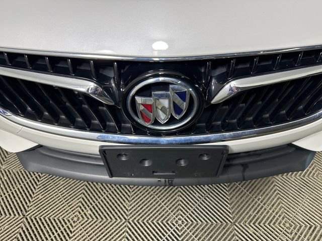 Used 2018 Buick Regal Essence w/ Driver Confidence Package #1 image 14